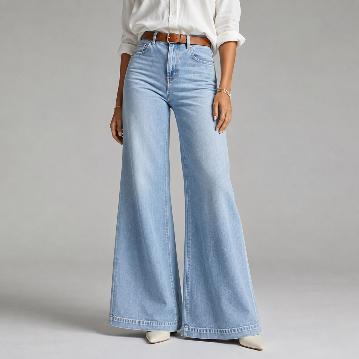 Calla High-Waist Flared Jeans product image 3