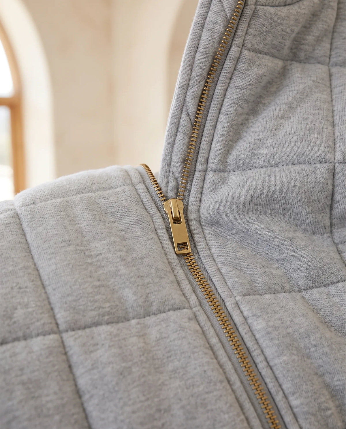 Marlowe Lightweight Quilted Jacket for Women – Light Grey — detail