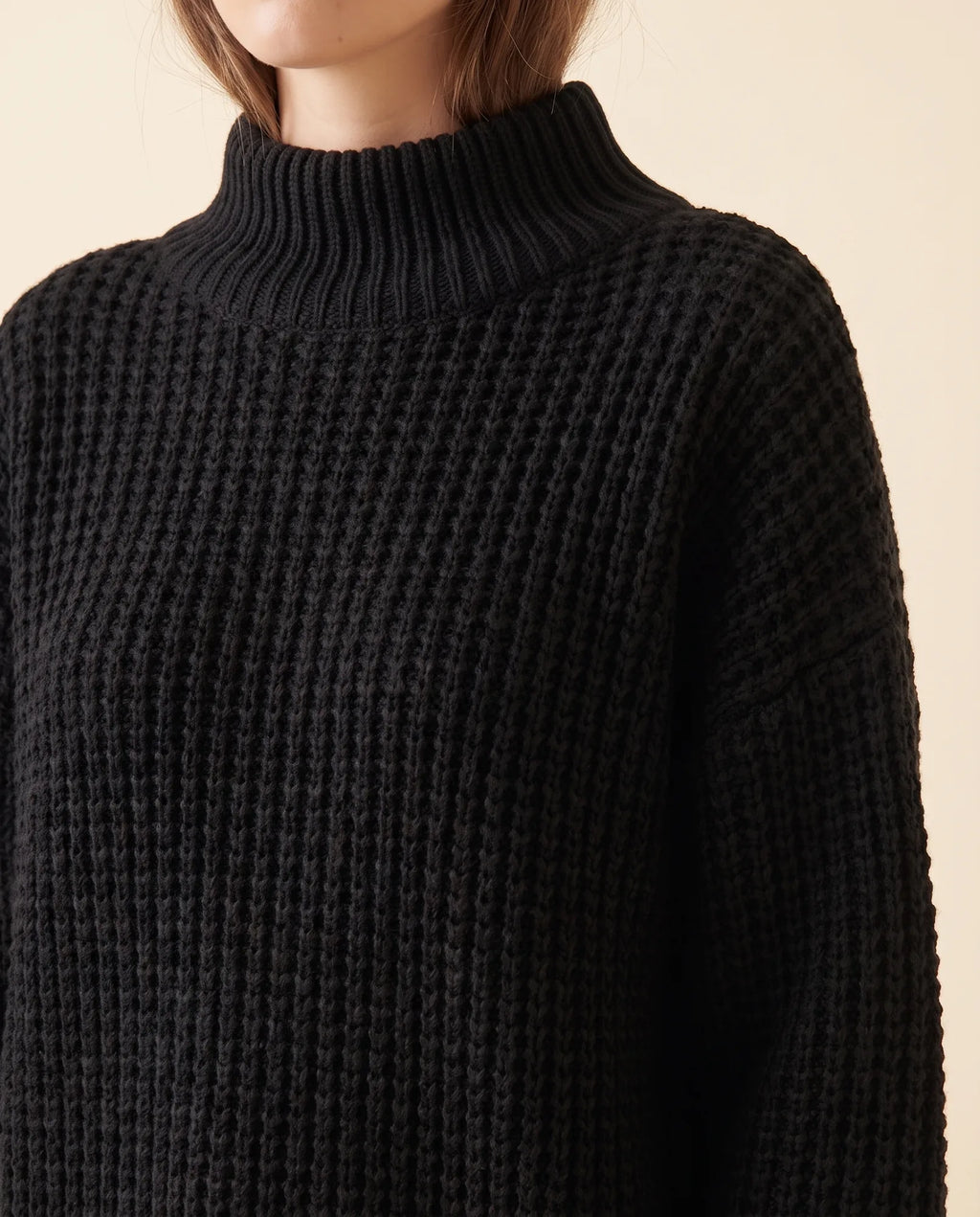 Fern Turtleneck Sweater for Women - Oversized Chunky Knit Drop Shoulder - Black - detail