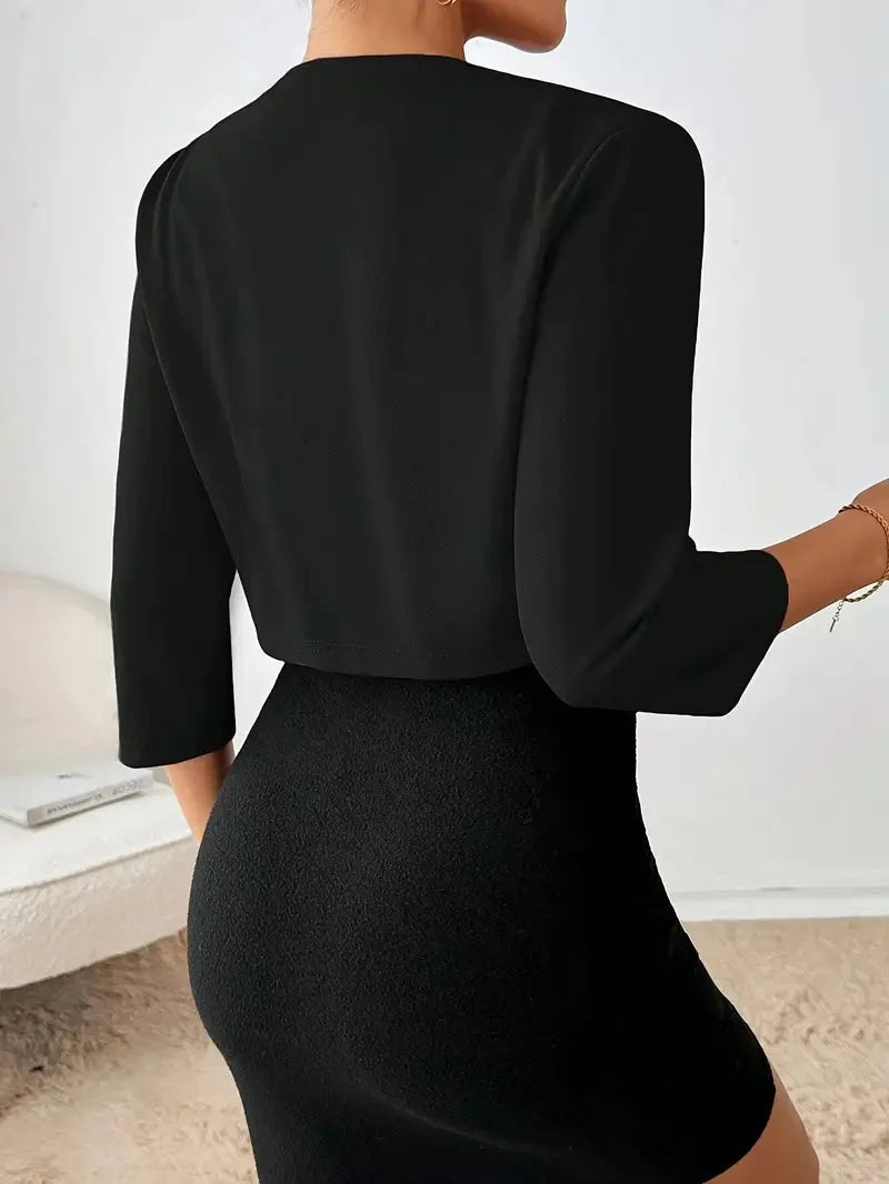 Blazer – White Collarless Cropped Open-Front