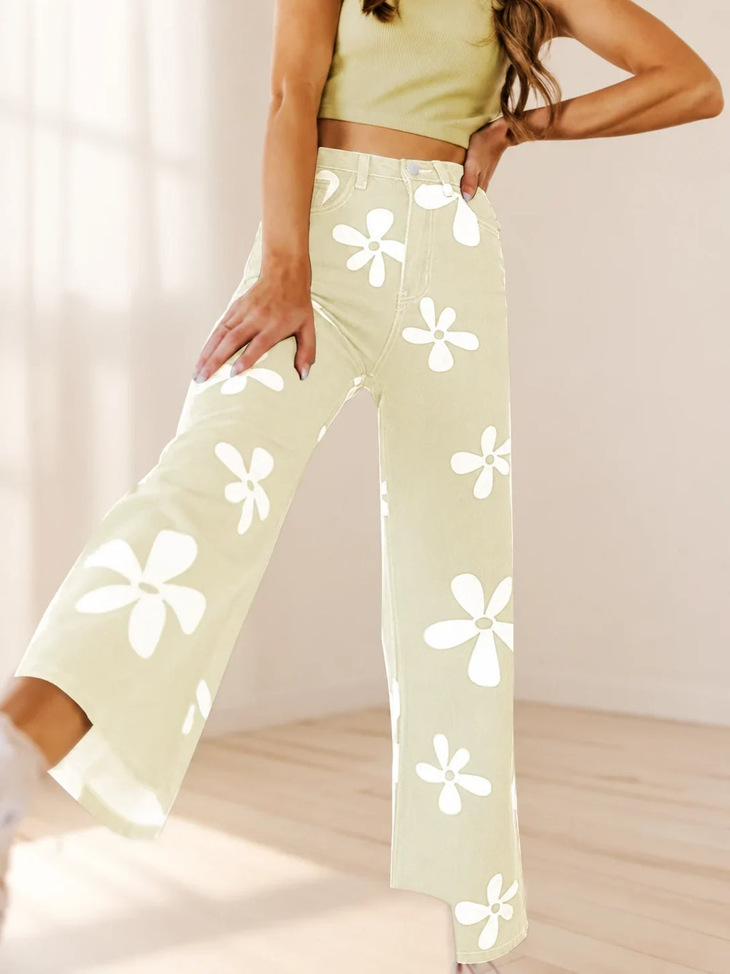 Floral Print Wide Leg Jeans Women - Apricot — first photo