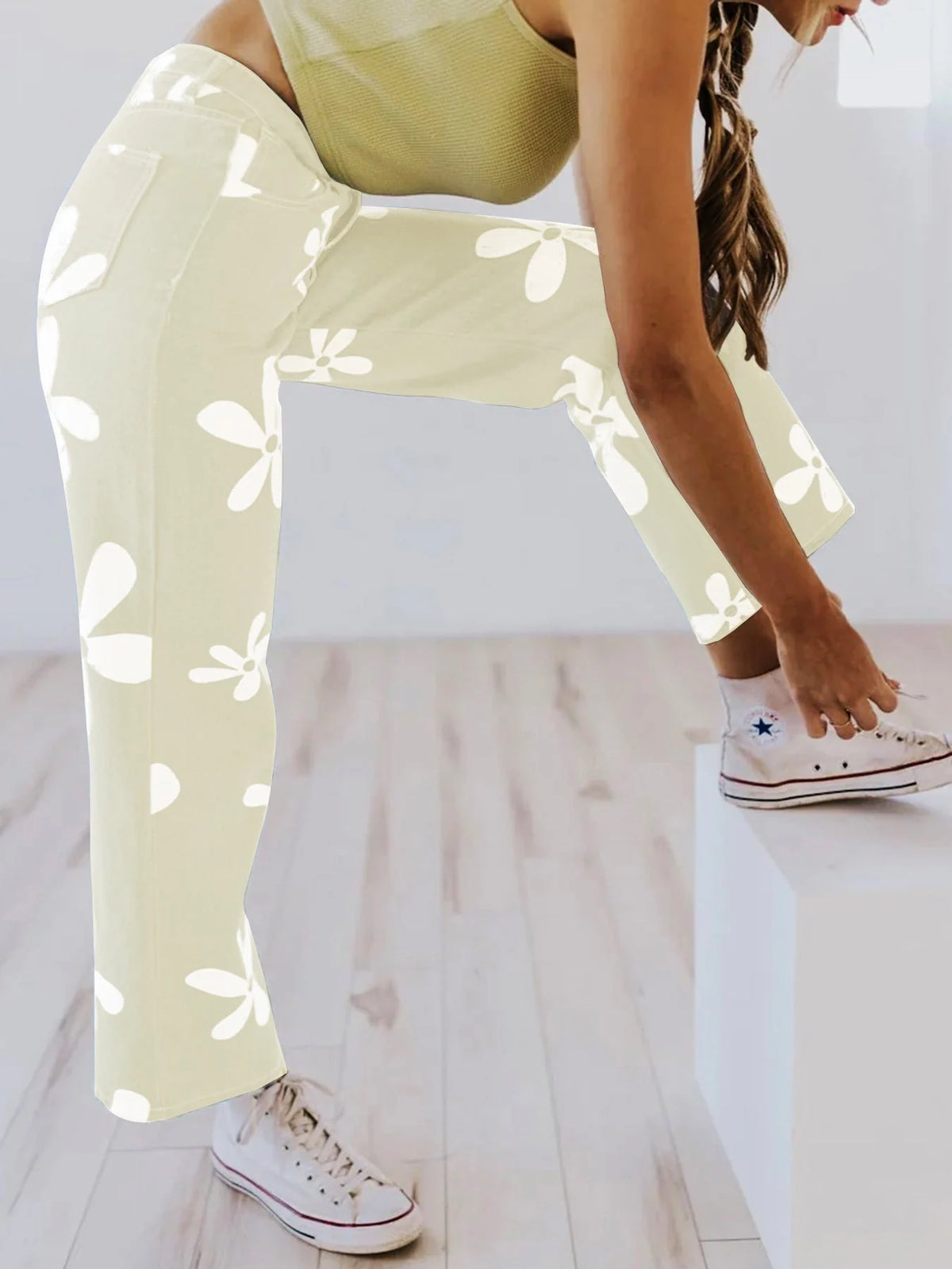 Floral Print Wide Leg Jeans Women - Apricot — product view 4